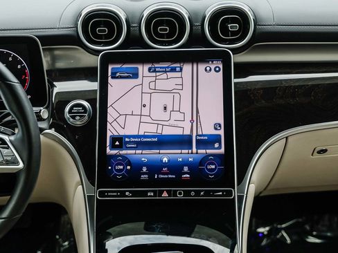 Certified 2023 Mercedes-Benz GLC 300 4MATIC image 11