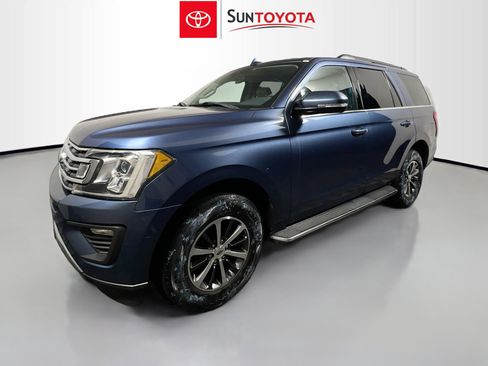 Used 2020 Ford Expedition XLT w/ Equipment Group 202A image 9