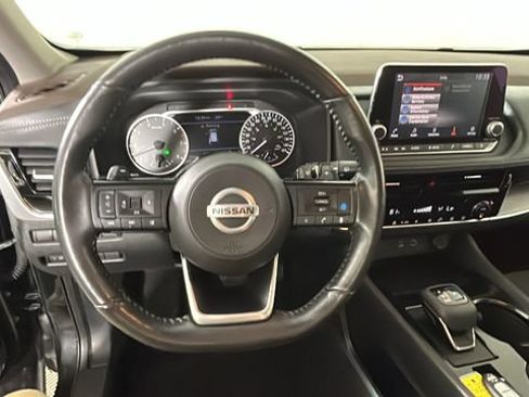 Used 2021 Nissan Rogue SV FWD image 15