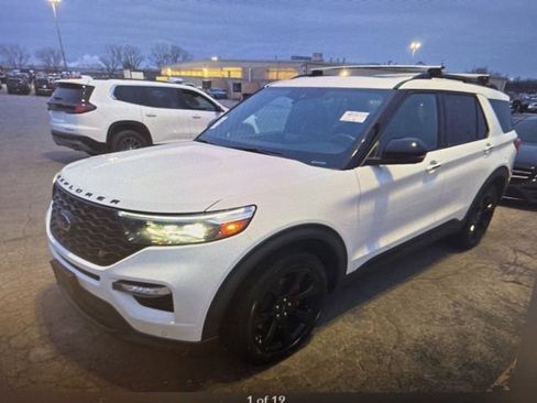 Used 2020 Ford Explorer ST w/ ST Street Pack image 14