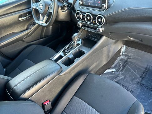 Used 2025 Nissan Sentra SV image 14