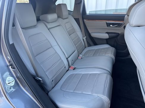 Used 2021 Honda CR-V Touring image 14