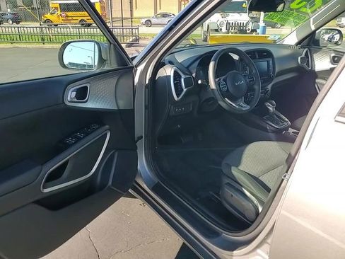 Used 2023 Kia Soul LX w/ Option Group 015 image 13