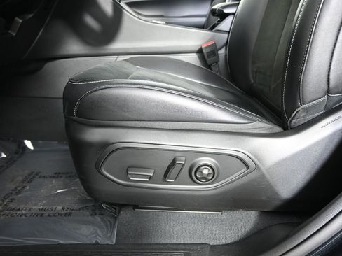 Used 2023 Jeep Grand Cherokee Altitude AWD/4WD image 21