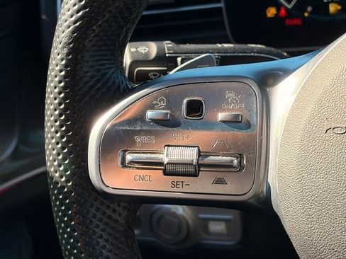 Used 2022 Mercedes-Benz GLS 450 4MATIC image 13