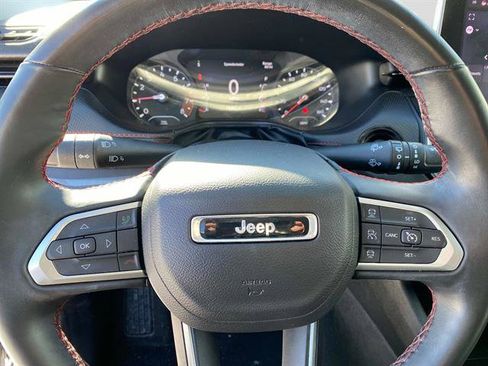 Used 2022 Jeep Compass Trailhawk w/ Trailhawk Convenience Group image 18
