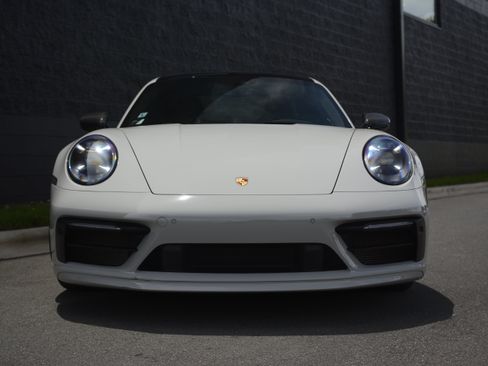 Certified 2022 Porsche 911 Carrera S RWD image 10