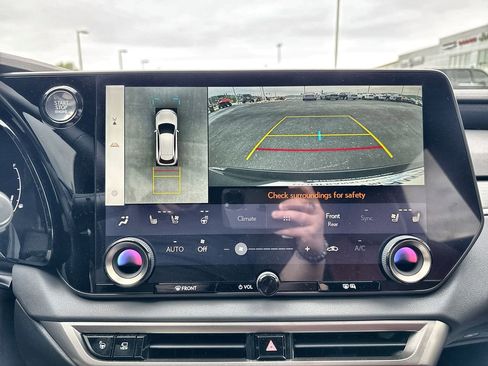 Used 2024 Lexus RX 350 F Sport w/ Convenience Package image 17