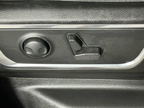 Used 2025 RAM 1500 Laramie w/ Sport Appearance Package AWD/4WD image 24