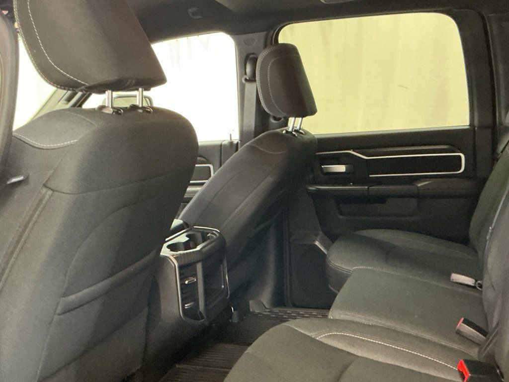 Used 2025 RAM 2500 Big Horn AWD/4WD image 38
