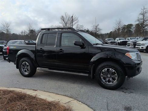 Used 2017 Nissan Frontier PRO-4X w/ Pro-4x Luxury Package image 2