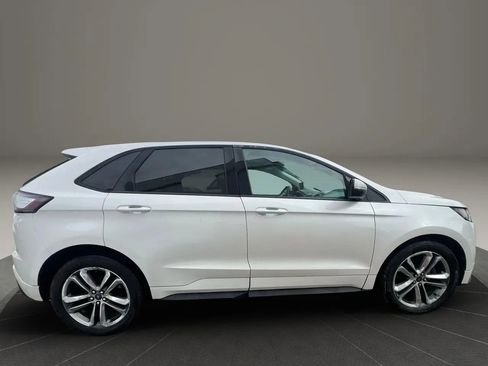 Used 2016 Ford Edge Sport w/ Technology Package image 4