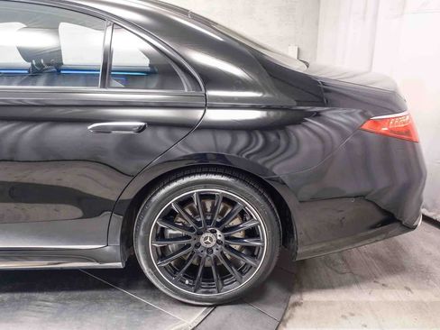Certified 2023 Mercedes-Benz S 500 4MATIC image 8