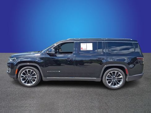 Used 2022 Jeep Wagoneer Series III w/ Premium Group I AWD/4WD image 7