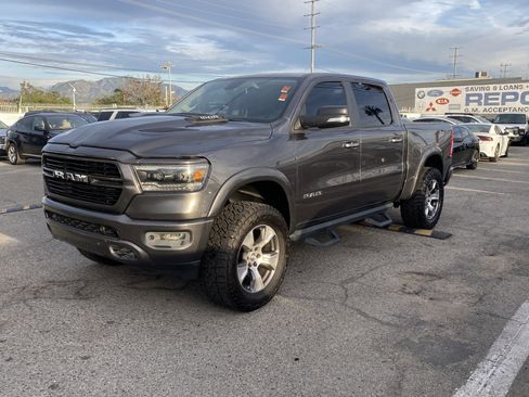 Used 2019 RAM 1500 Big Horn AWD/4WD image 2