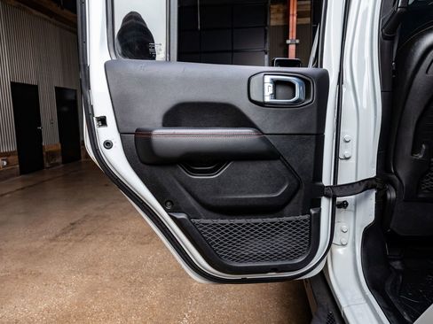 Used 2021 Jeep Gladiator Rubicon image 38