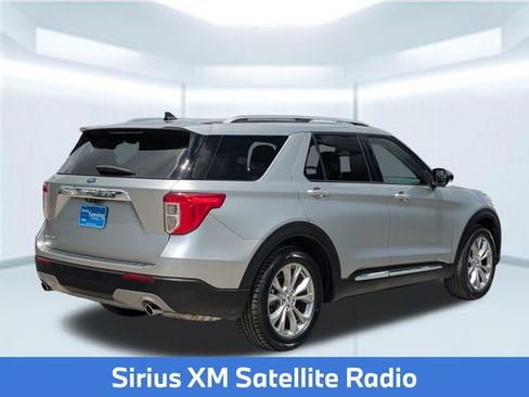 Used 2024 Ford Explorer Limited w/ Limited Technology Package RWD image 6