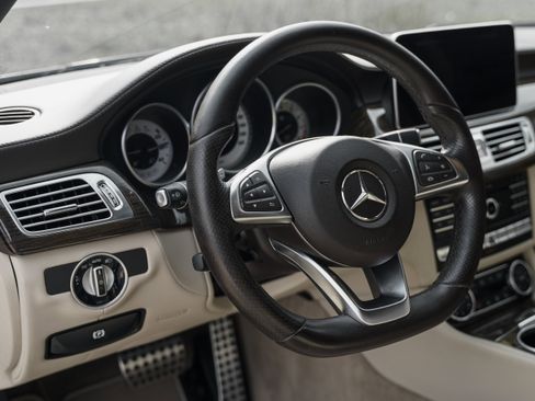 Used 2016 Mercedes-Benz CLS 400 4MATIC image 10