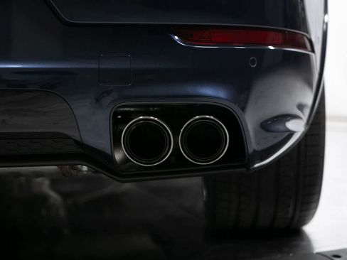 New 2026 Porsche Cayenne GTS image 39