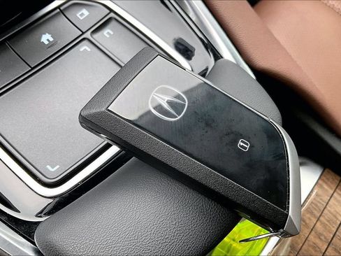 Used 2024 Acura RDX SH-AWD w/ Advance Package image 12