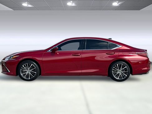 Used 2024 Lexus ES 350 w/ Premium Package image 2