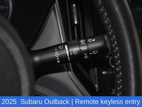 Used 2025 Subaru Outback Premium image 12