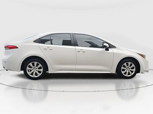 Certified 2024 Toyota Corolla LE image 4