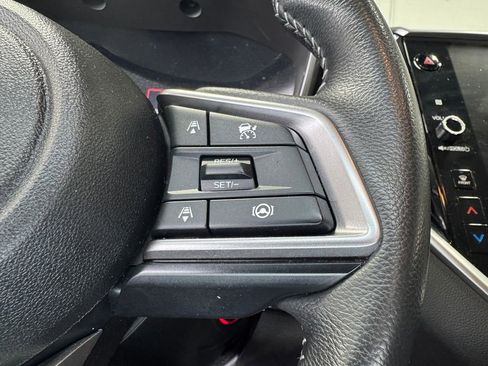 Used 2024 Subaru Ascent Premium AWD/4WD image 17