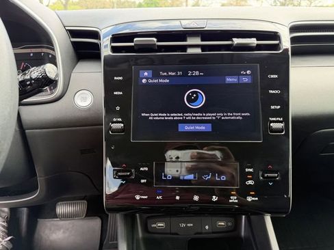 Used 2024 Hyundai Tucson SEL image 18