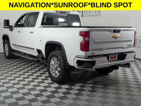 Used 2024 Chevrolet Silverado 2500 High Country w/ Max Trailering Package AWD/4WD image 5