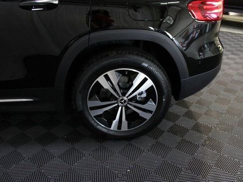 New 2025 Mercedes-Benz GLB 250 4MATIC image 10