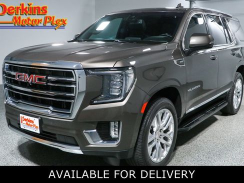 Used 2021 GMC Yukon SLT w/ SLT Luxury Plus Package RWD image 1