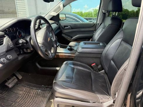Used 2017 Chevrolet Suburban LT AWD/4WD image 6