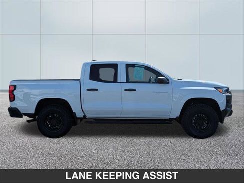Used 2025 Chevrolet Colorado W/T RWD image 6
