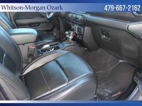 Used 2021 Jeep Wrangler Unlimited Sahara image 27