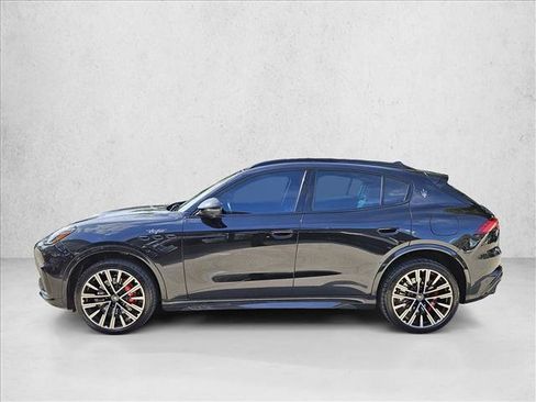 Used 2024 Maserati Grecale Trofeo AWD/4WD image 8