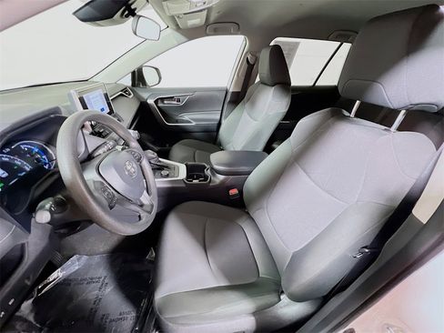 Certified 2025 Toyota RAV4 XLE image 19