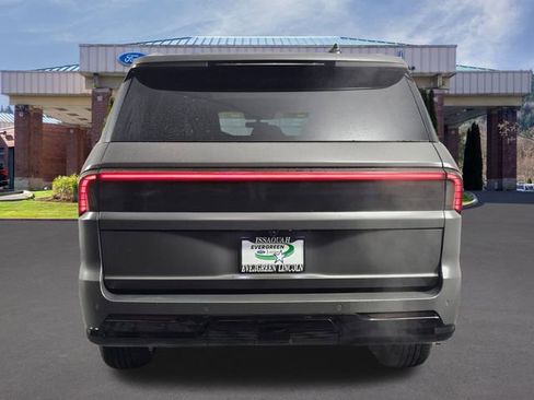 New 2025 Lincoln Navigator L Black Label image 6