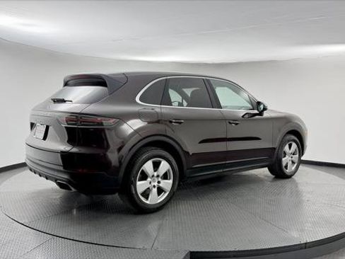 Used 2019 Porsche Cayenne AWD/4WD image 8