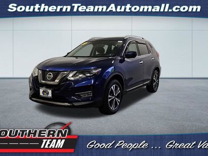 Used 2017 Nissan Rogue SL w/ SL Premium Package