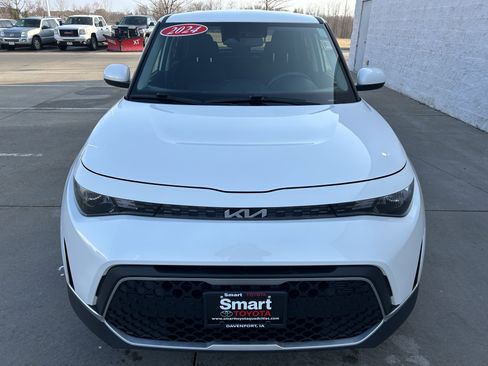 Used 2024 Kia Soul LX w/ Option Group 015 image 2