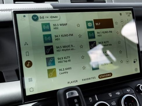 New 2026 Land Rover Defender 110 X-Dynamic SE AWD/4WD image 38