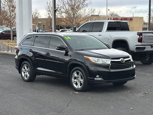 Used 2014 Toyota Highlander Limited image 4
