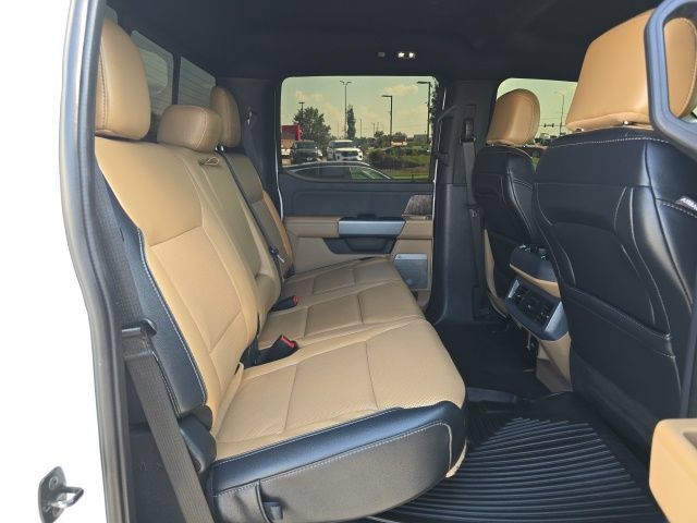 Used 2024 Ford F250 Lariat w/ Chrome Package AWD/4WD image 19