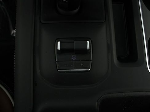 New 2026 GMC Sierra 1500 Denali Ultimate AWD/4WD image 9
