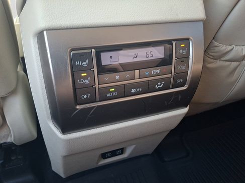 Used 2020 Lexus GX 460 Premium AWD/4WD image 11