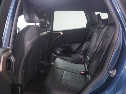 Used 2025 BMW X3 xDrive30i image 9