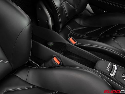Used 2018 Ferrari 488 GTB RWD image 37