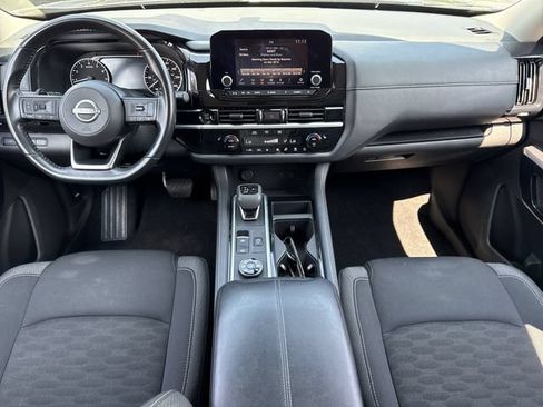 Certified 2025 Nissan Pathfinder SV AWD/4WD image 2