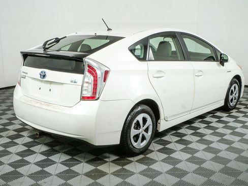 Used 2013 Toyota Prius Two FWD image 3